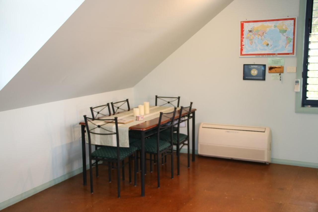 Salamander Bay Bed And Breakfast Exteriör bild